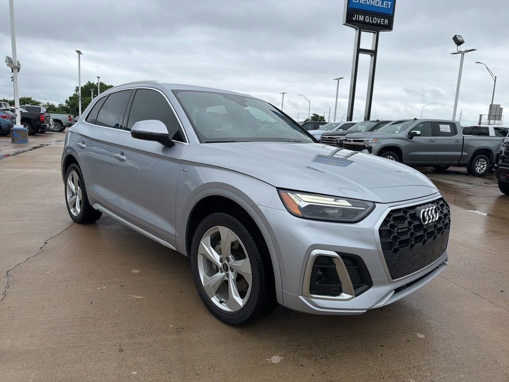 2022 Audi Q5 S line Premium Plus