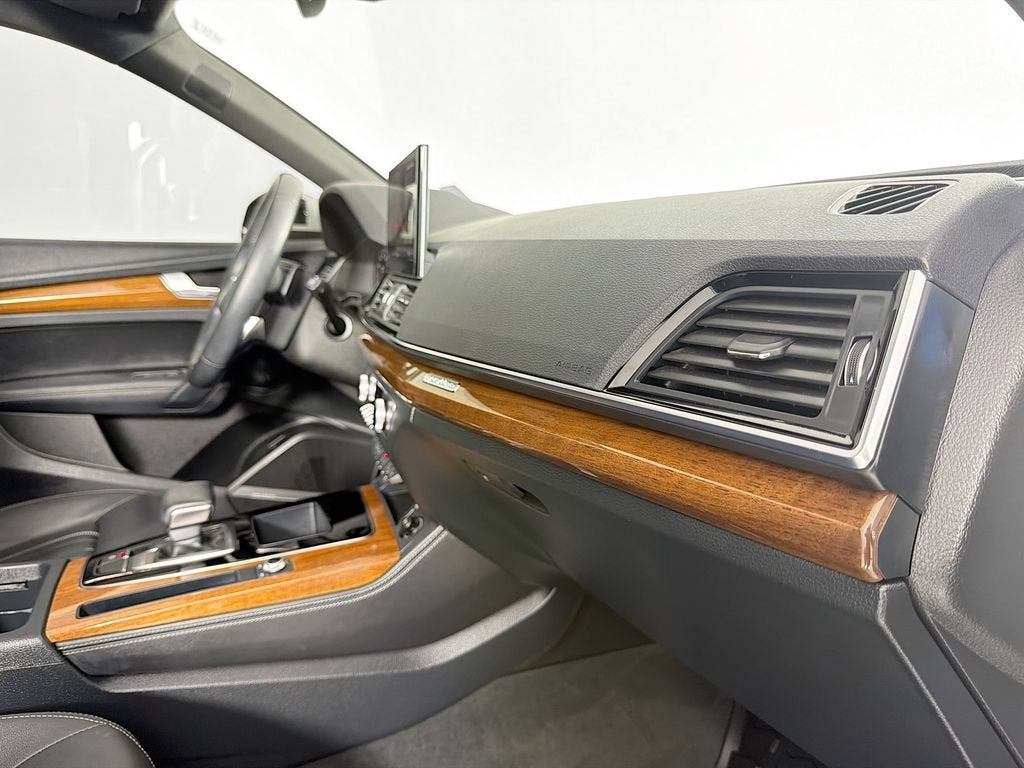 2022 Audi Q5 S line Premium Plus