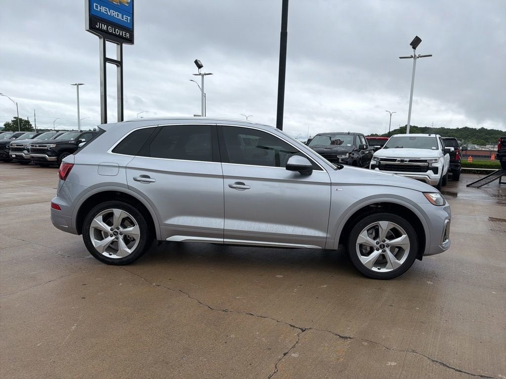 2022 Audi Q5 S line Premium Plus