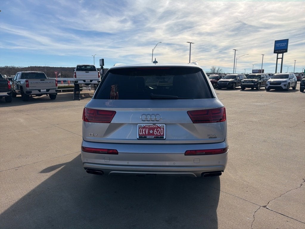 2017 Audi Q7 Premium Plus