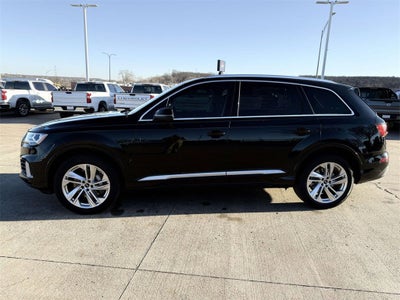 2022 Audi Q7 Premium Plus