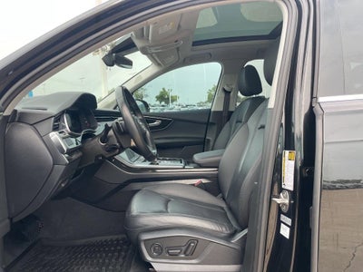 2022 Audi Q7 Premium Plus
