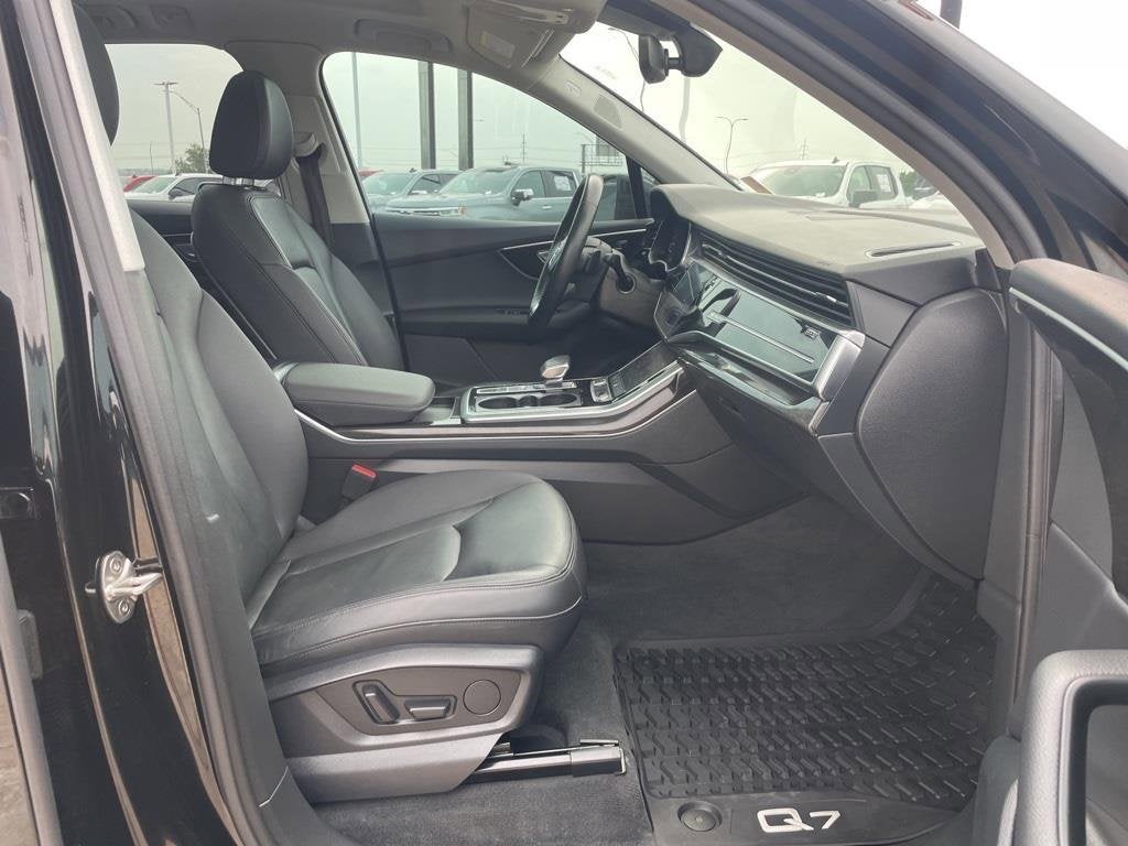 2022 Audi Q7 Premium Plus