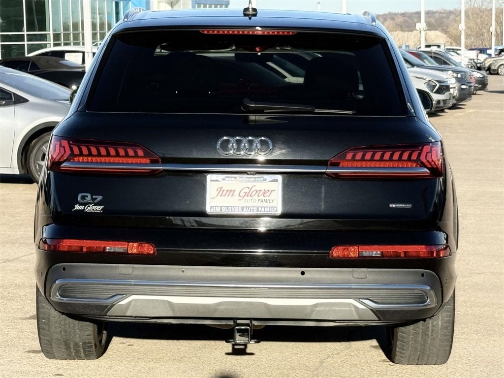 2022 Audi Q7 Premium Plus