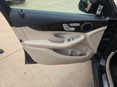 2019 Mercedes-Benz GLC GLC 300