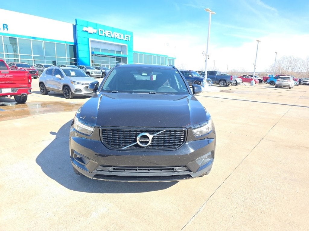 2020 Volvo XC40 R-Design