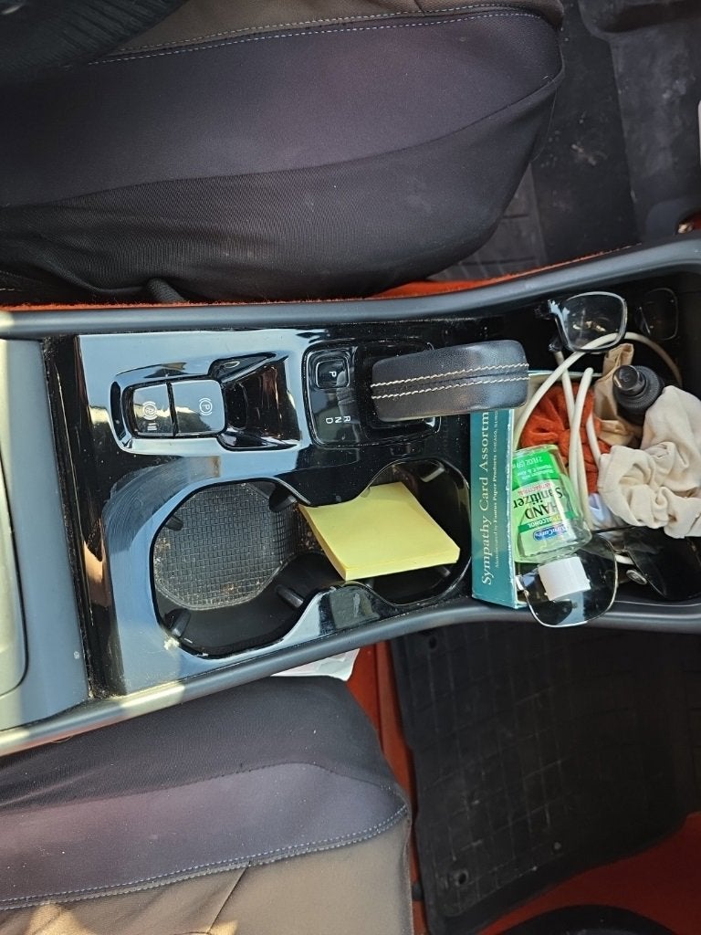 2020 Volvo XC40 R-Design