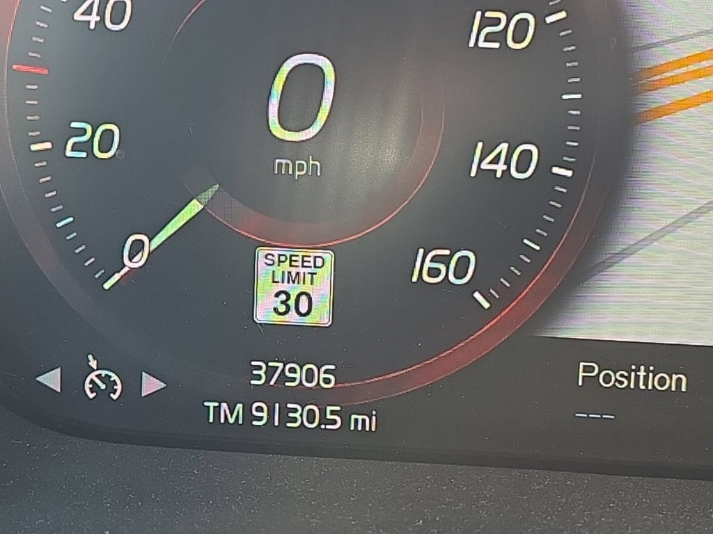 2020 Volvo XC40 R-Design