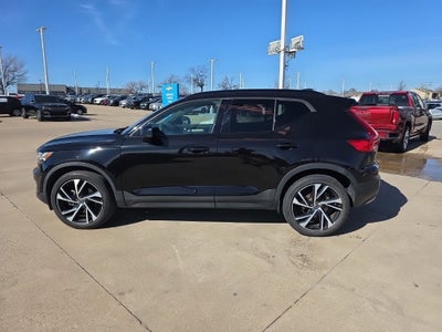 2020 Volvo XC40 R-Design