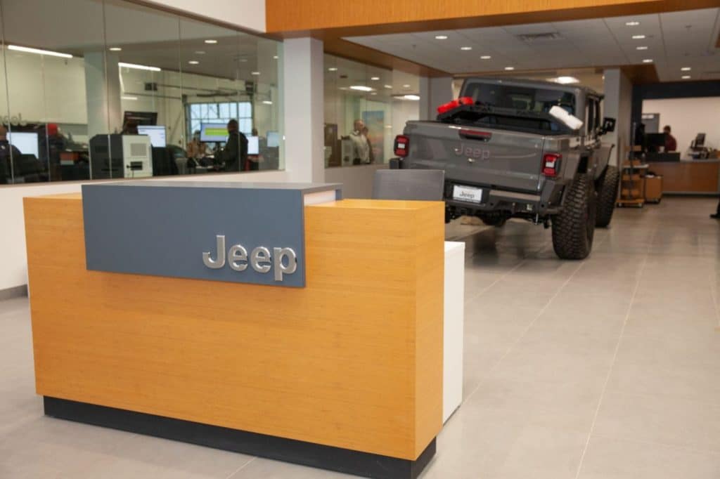 Jim Glover Dodge Chrysler Jeep Ram FIAT in Owasso OK